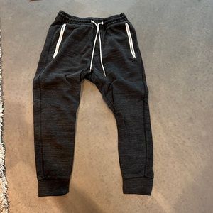American eagle black performance joggers